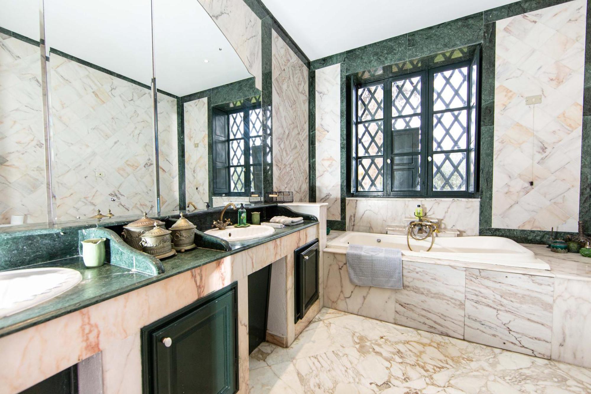 Appartement Prive Dans Une Grande Maison D'Hote ลาร์มาร์ซา ภายนอก รูปภาพ